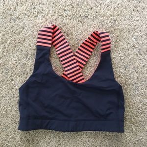 Lululemon All Sport Bra size 4 (EUC)